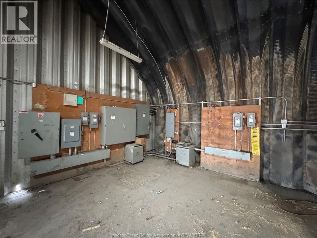 730 Sprucewood, Windsor, Ontario  N9J 1Z9 - Photo 4 - 26007257