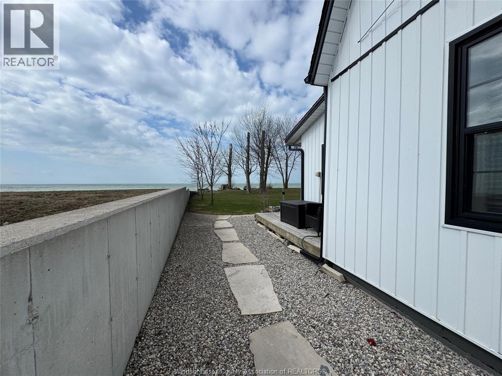 198 Robson Road, Leamington, Ontario  N8H 5R1 - Photo 8 - 26007268