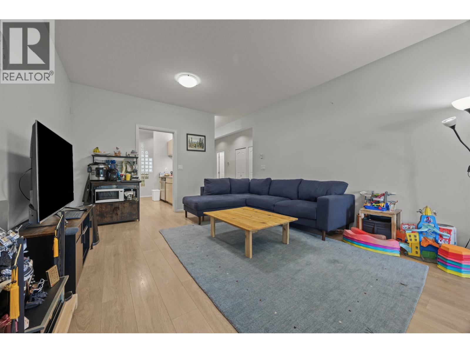 207 4951 Sanders Street, Burnaby, British Columbia  V5H 1S8 - Photo 7 - R3107402