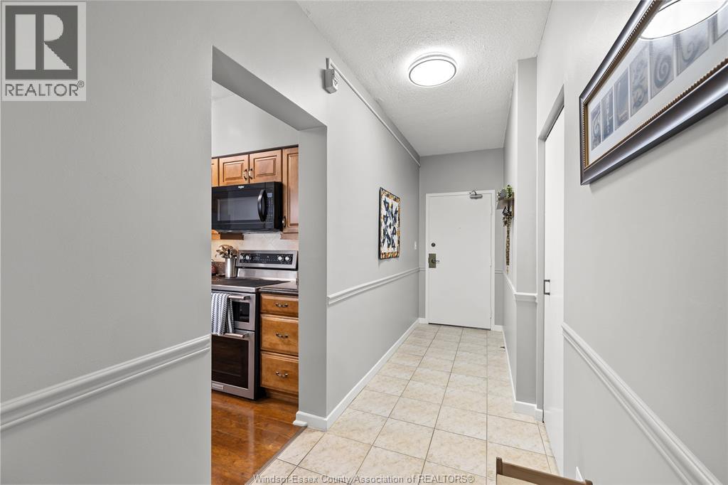 3663 Riverside Drive Unit# 904, Windsor, Ontario  N8Y 4V3 - Photo 4 - 26007269