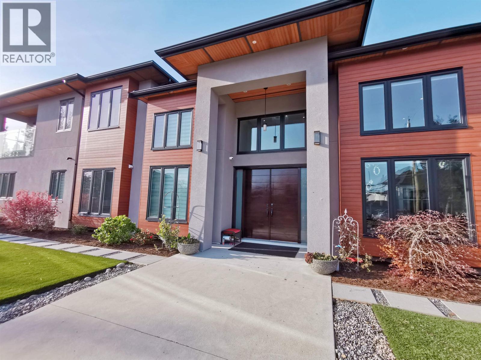 3291 Ullsmore Avenue, Richmond, British Columbia  V7C 1R8 - Photo 2 - R3107412