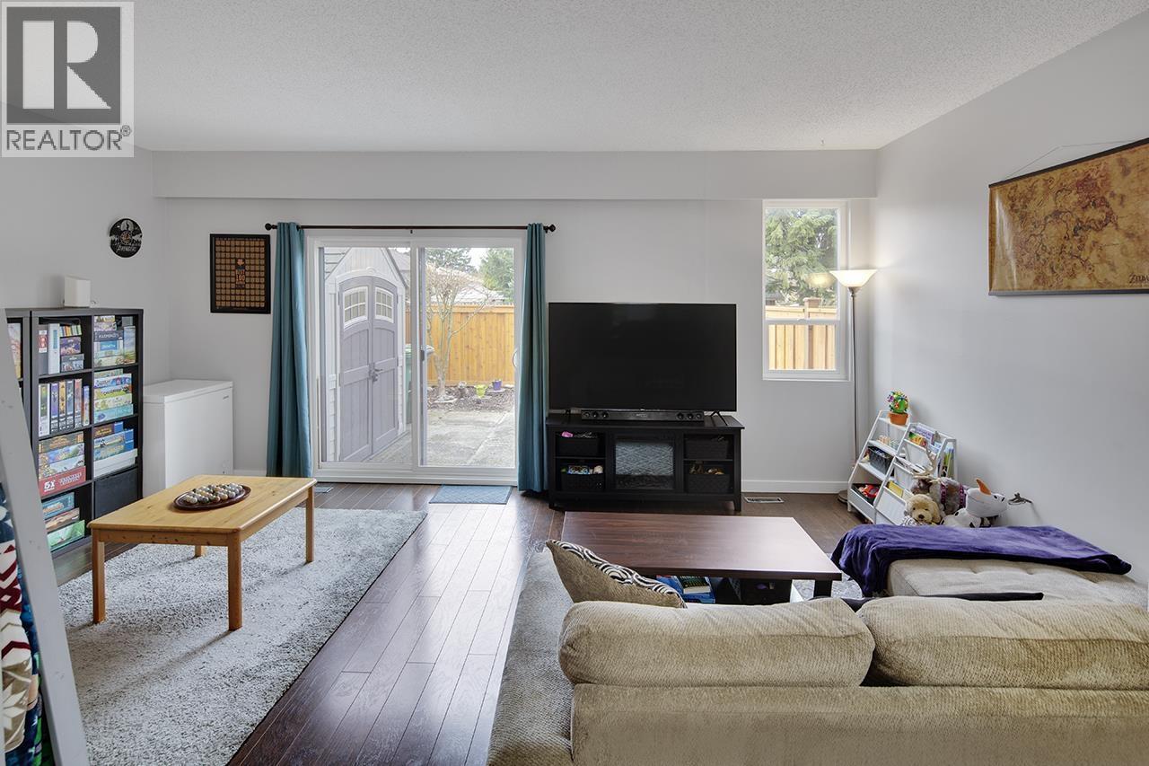 3 19022 119b Avenue, Pitt Meadows, British Columbia V3Y 1X5 - Photo 2 - R3100591