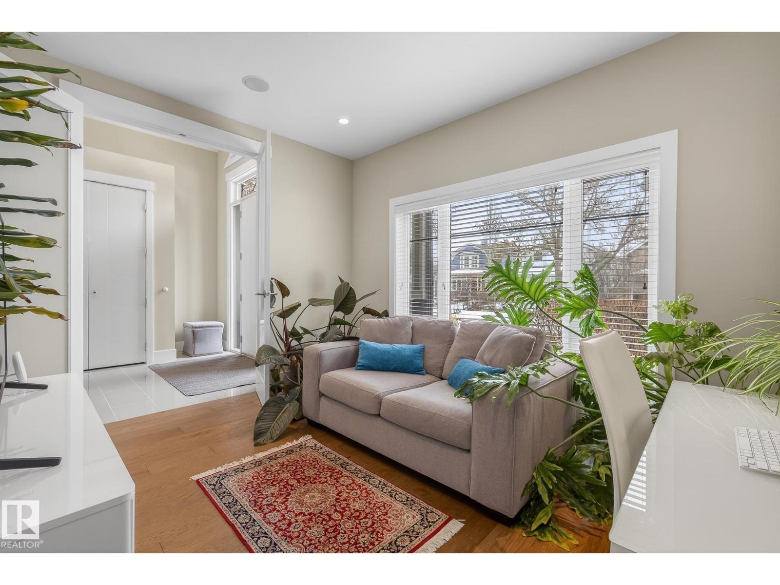 9648 83 Av Nw, Edmonton, Alberta  T6C 1C2 - Photo 7 - E4480897