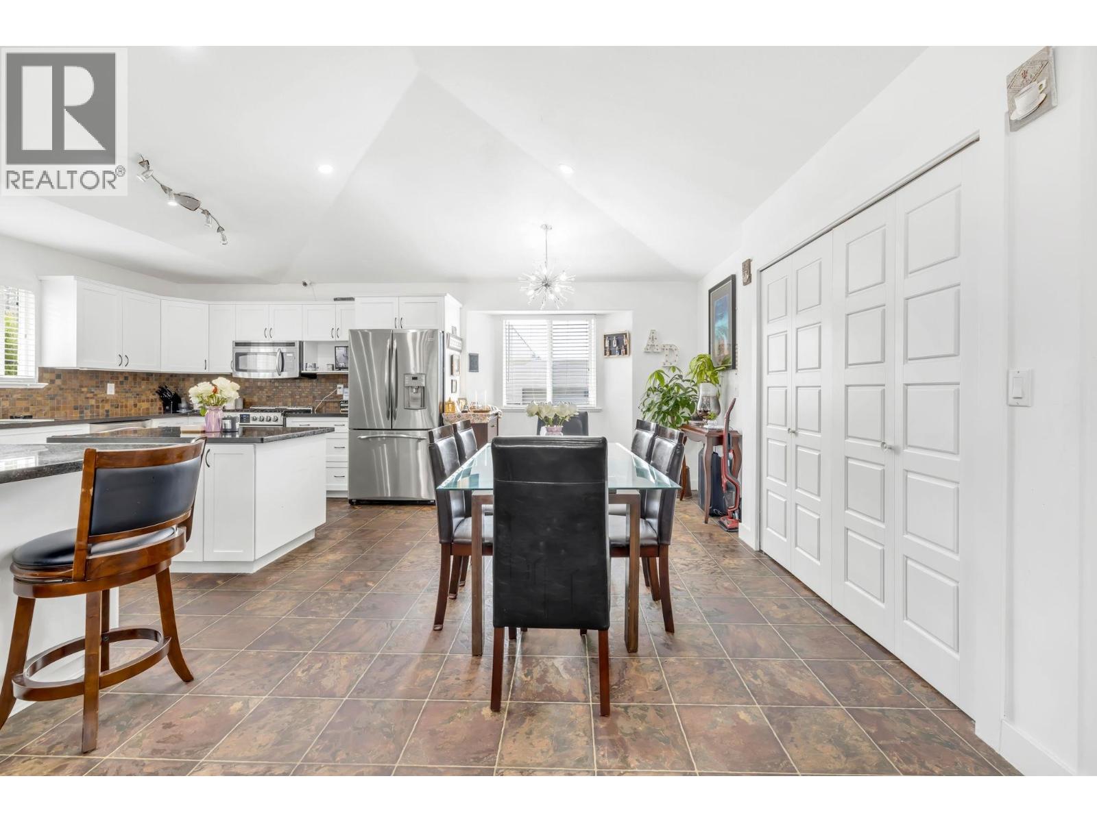 20558 122 Avenue, Maple Ridge, British Columbia  V2X 2N6 - Photo 13 - R3106600