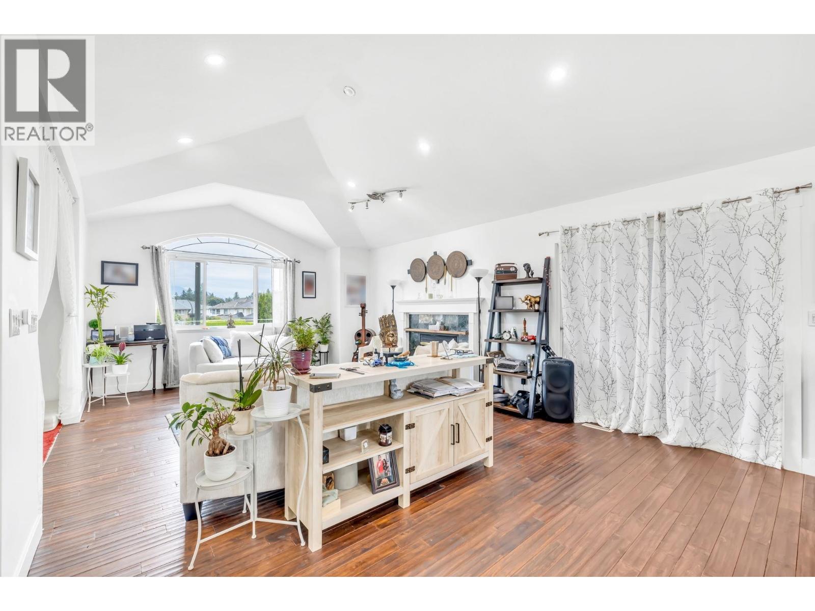 20558 122 Avenue, Maple Ridge, British Columbia  V2X 2N6 - Photo 7 - R3106600