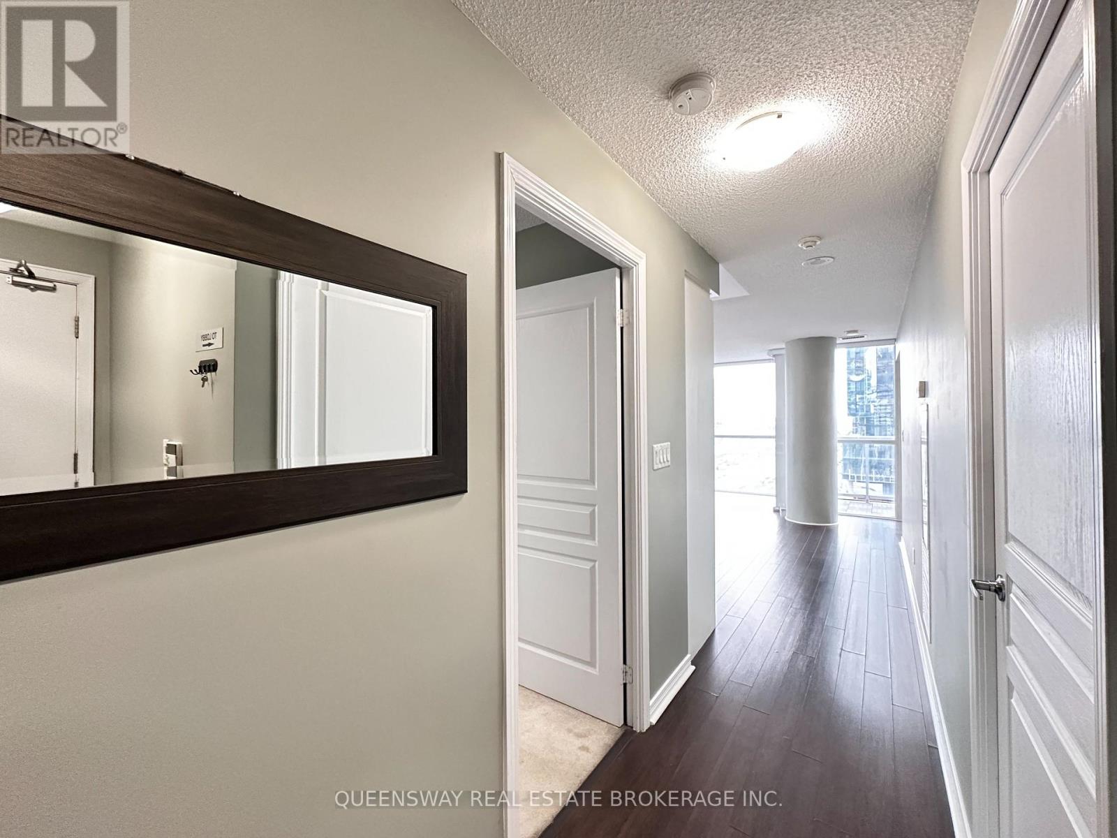 1008 - 352 Front Street W, Toronto, Ontario  M5V 0K3 - Photo 11 - C12966022