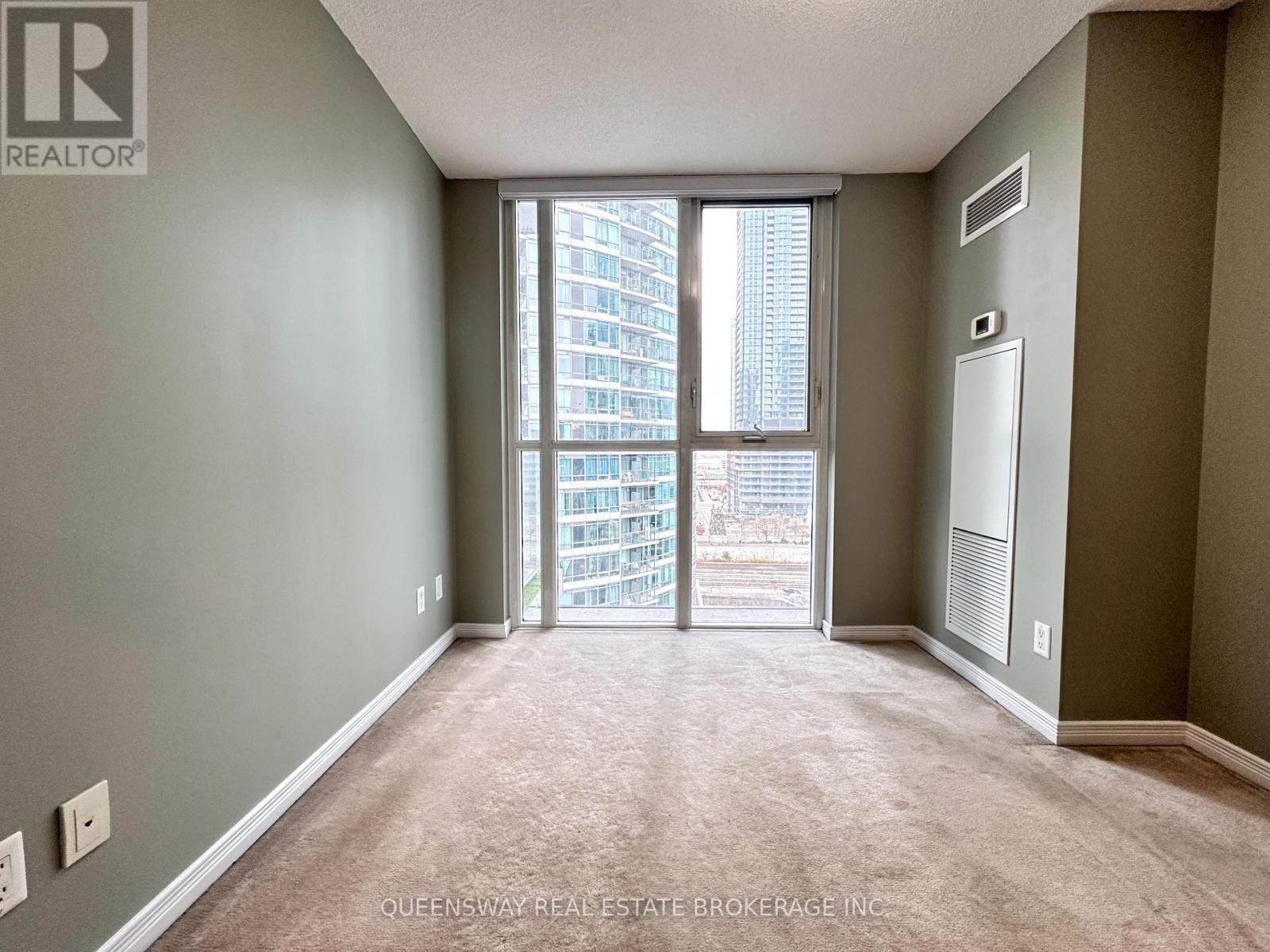 1008 - 352 Front Street W, Toronto, Ontario  M5V 0K3 - Photo 8 - C12966022