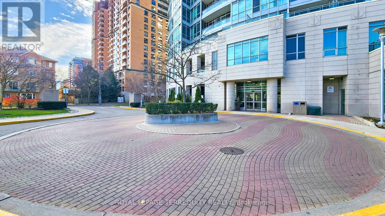 #1509 - 60 Byng Avenue, Toronto, Ontario  M2N 7K3 - Photo 3 - C12966058