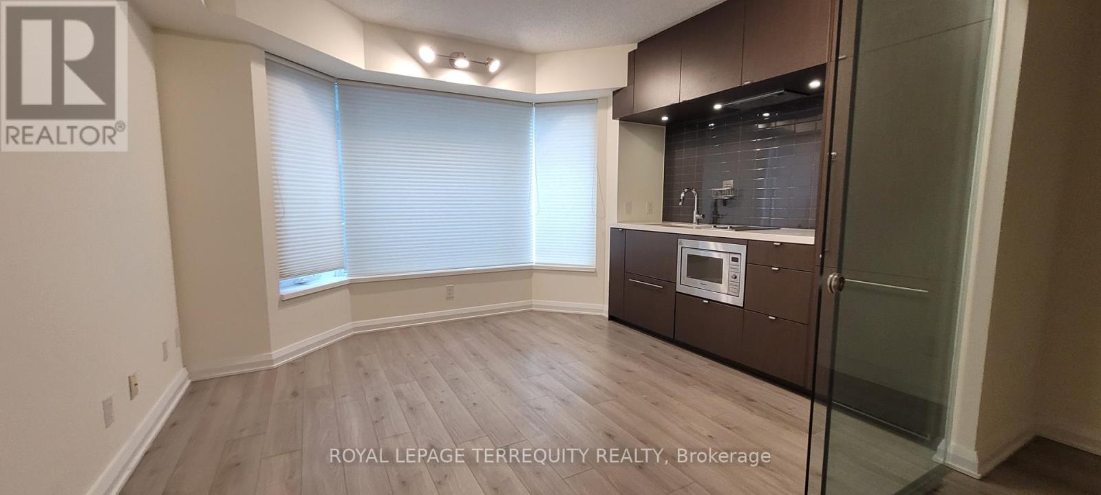 605 - 155 Yorkville Avenue, Toronto, Ontario  M5R 1C4 - Photo 7 - C12966080