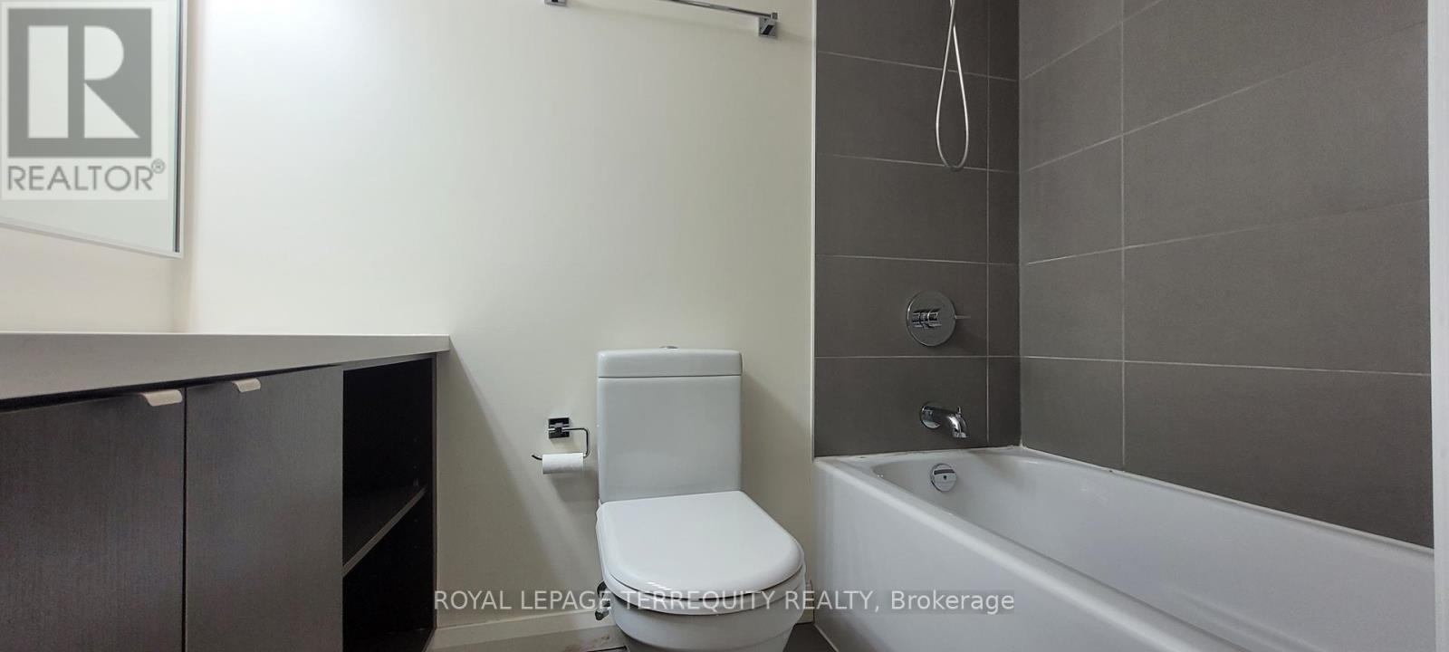 605 - 155 Yorkville Avenue, Toronto, Ontario  M5R 1C4 - Photo 8 - C12966080