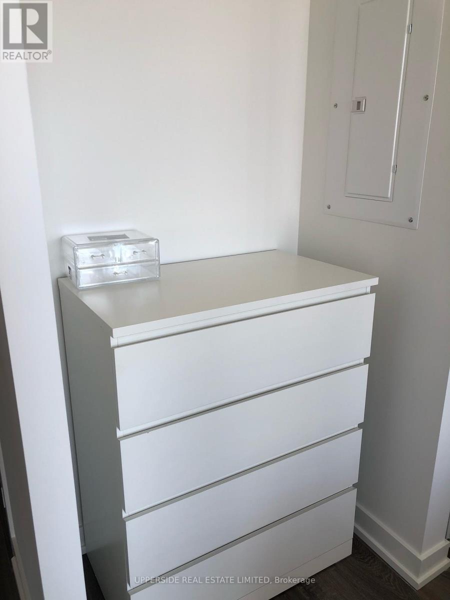 2714 - 20 Edward Street W, Toronto, Ontario  M5G 1C9 - Photo 18 - C12966110