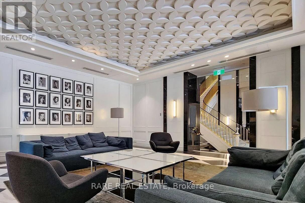 1002 - 955 Bay Street, Toronto, Ontario  M5S 0C6 - Photo 13 - C12966116