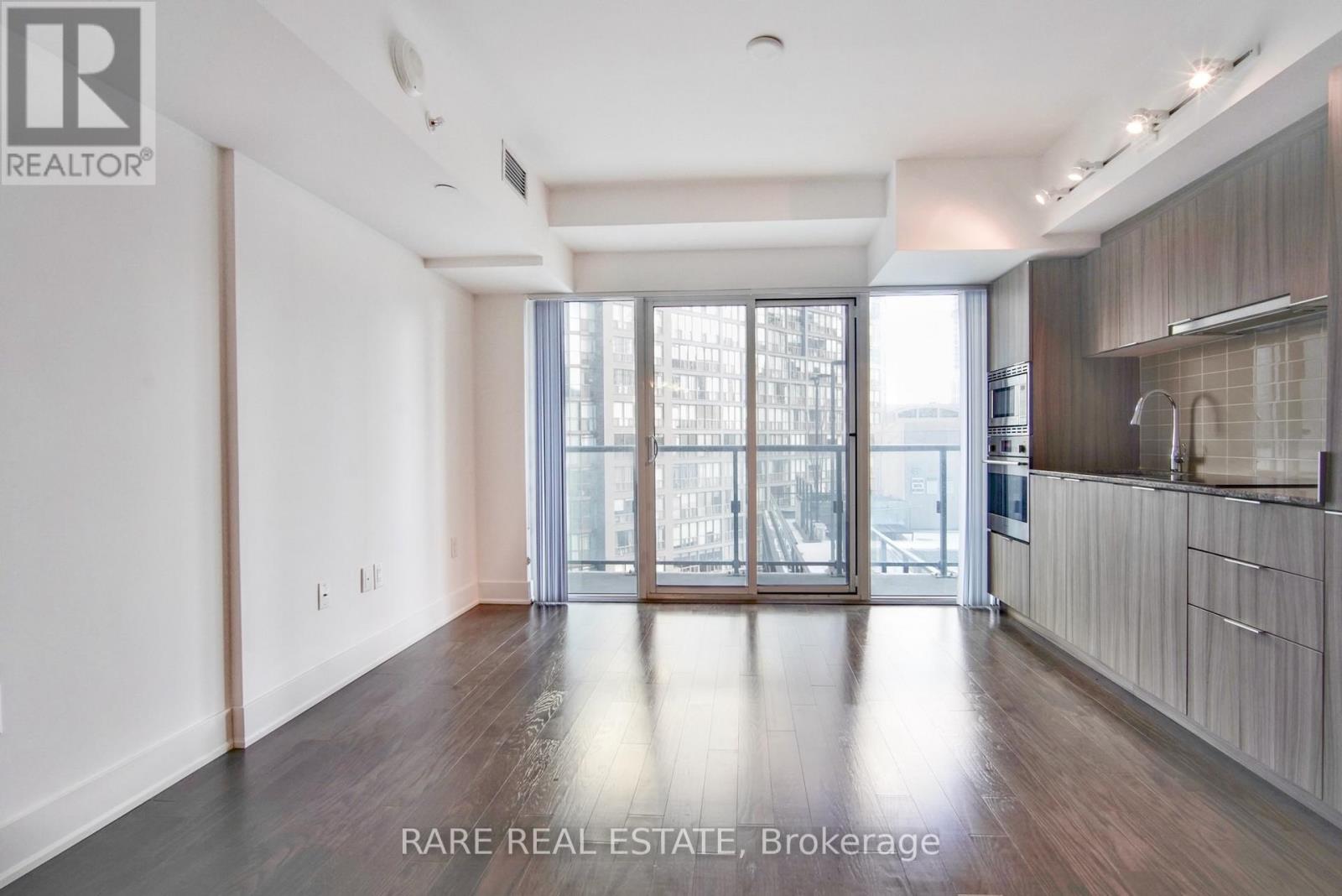 1002 - 955 Bay Street, Toronto, Ontario  M5S 0C6 - Photo 7 - C12966116
