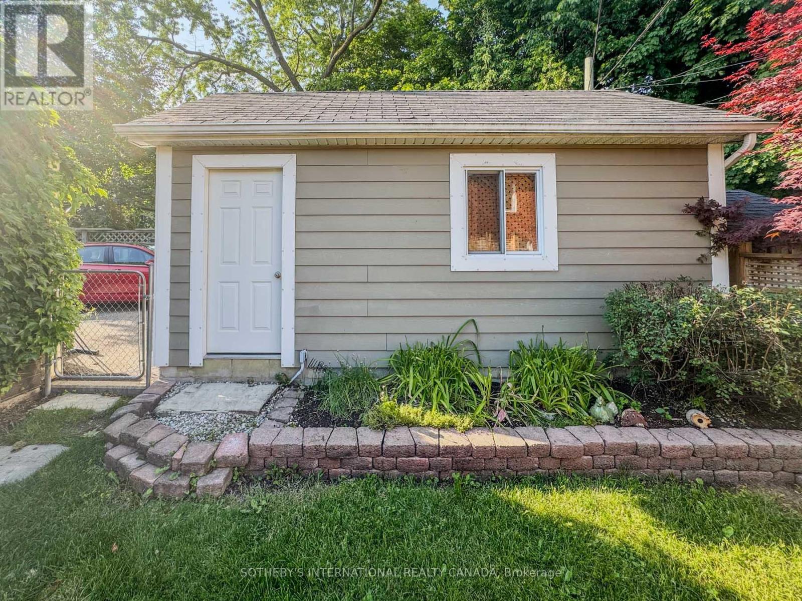 48 Lawrence Avenue W, Toronto, Ontario  M5M 1A4 - Photo 21 - C12966124