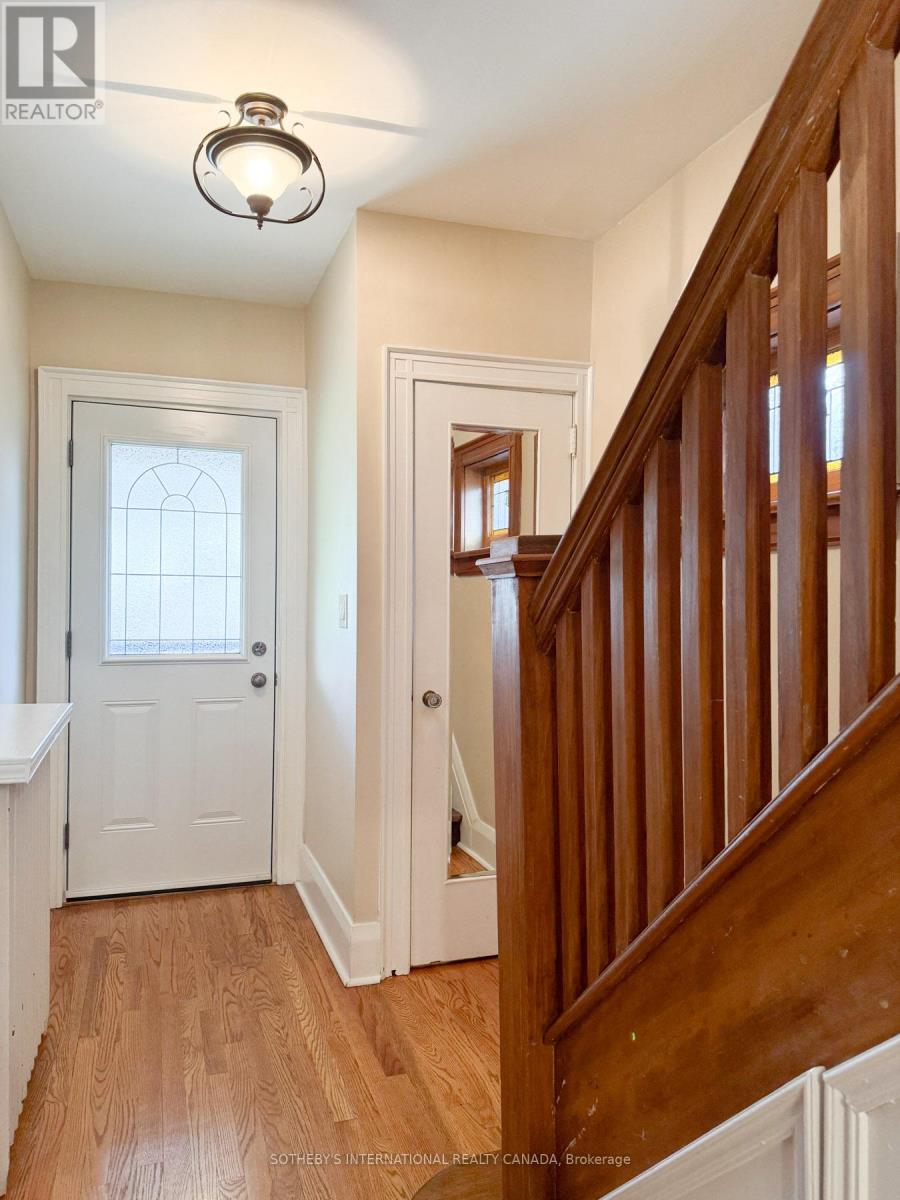 48 Lawrence Avenue W, Toronto, Ontario  M5M 1A4 - Photo 3 - C12966124