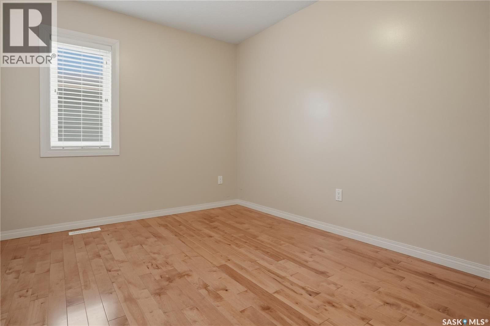 432 3rd Avenue W, Unity, Saskatchewan  S0K 4L0 - Photo 19 - SK032260