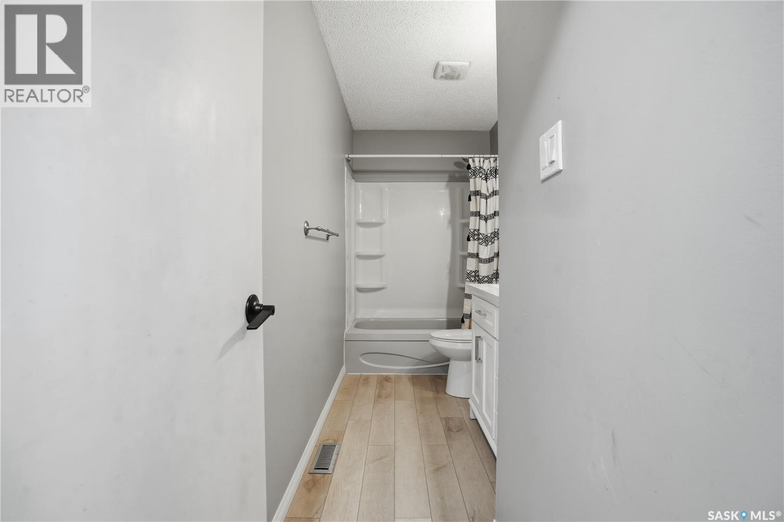 190 Petersmeyer Street, Regina, Saskatchewan  S4R 8J3 - Photo 17 - SK032246