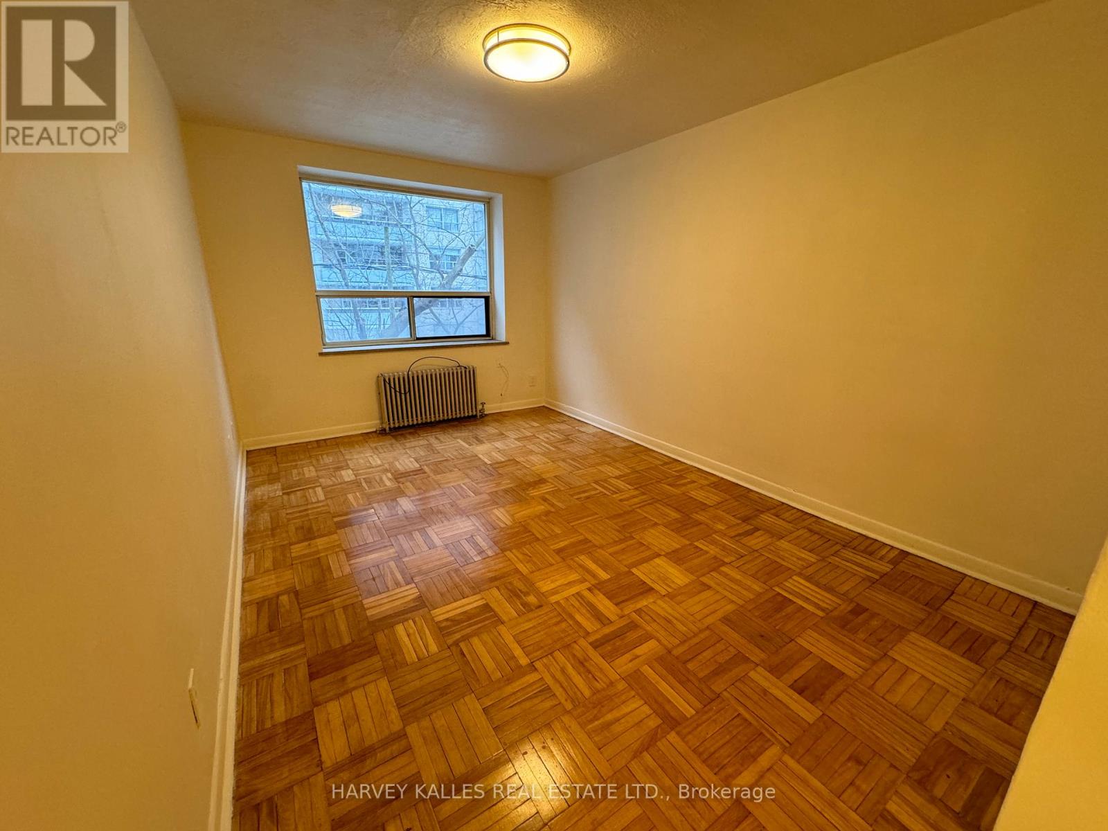 406 - 51 Gamble Avenue, Toronto, Ontario  M4K 2H4 - Photo 4 - E12966100