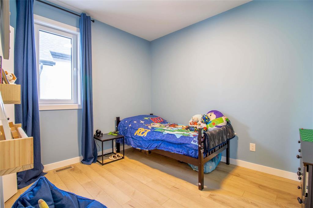 5 Bentley Bay, Steinbach, Manitoba  R5G 2Y5 - Photo 23 - 202606521