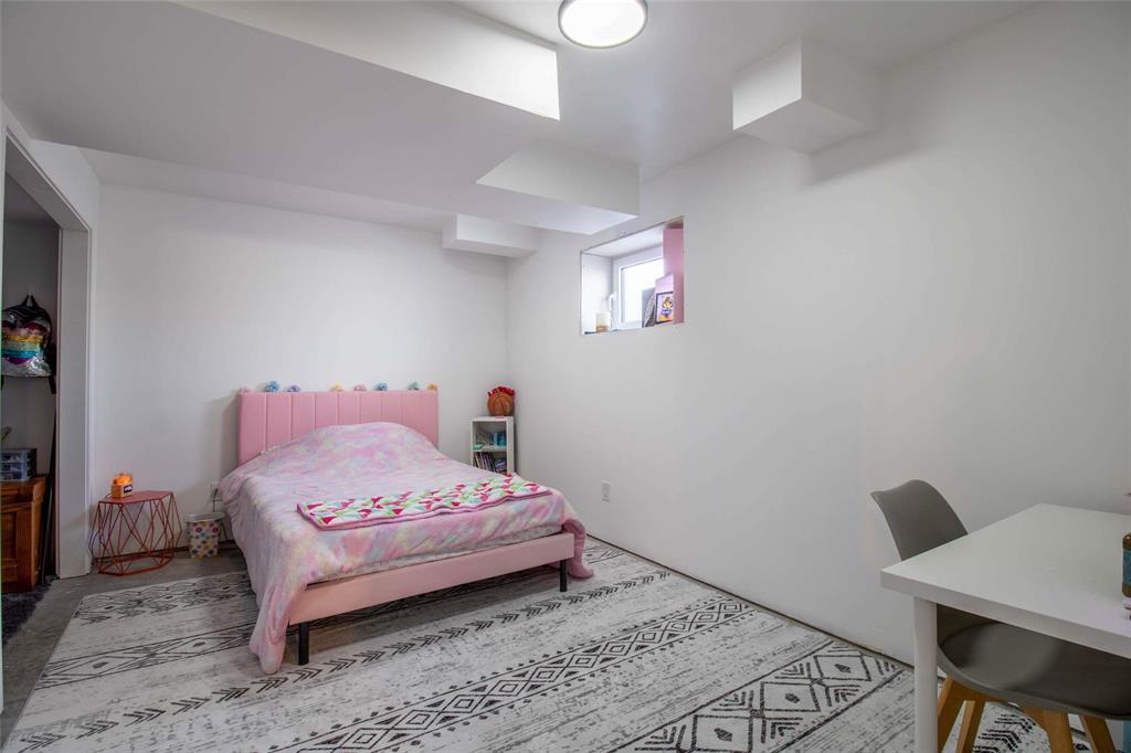 5 Bentley Bay, Steinbach, Manitoba  R5G 2Y5 - Photo 26 - 202606521