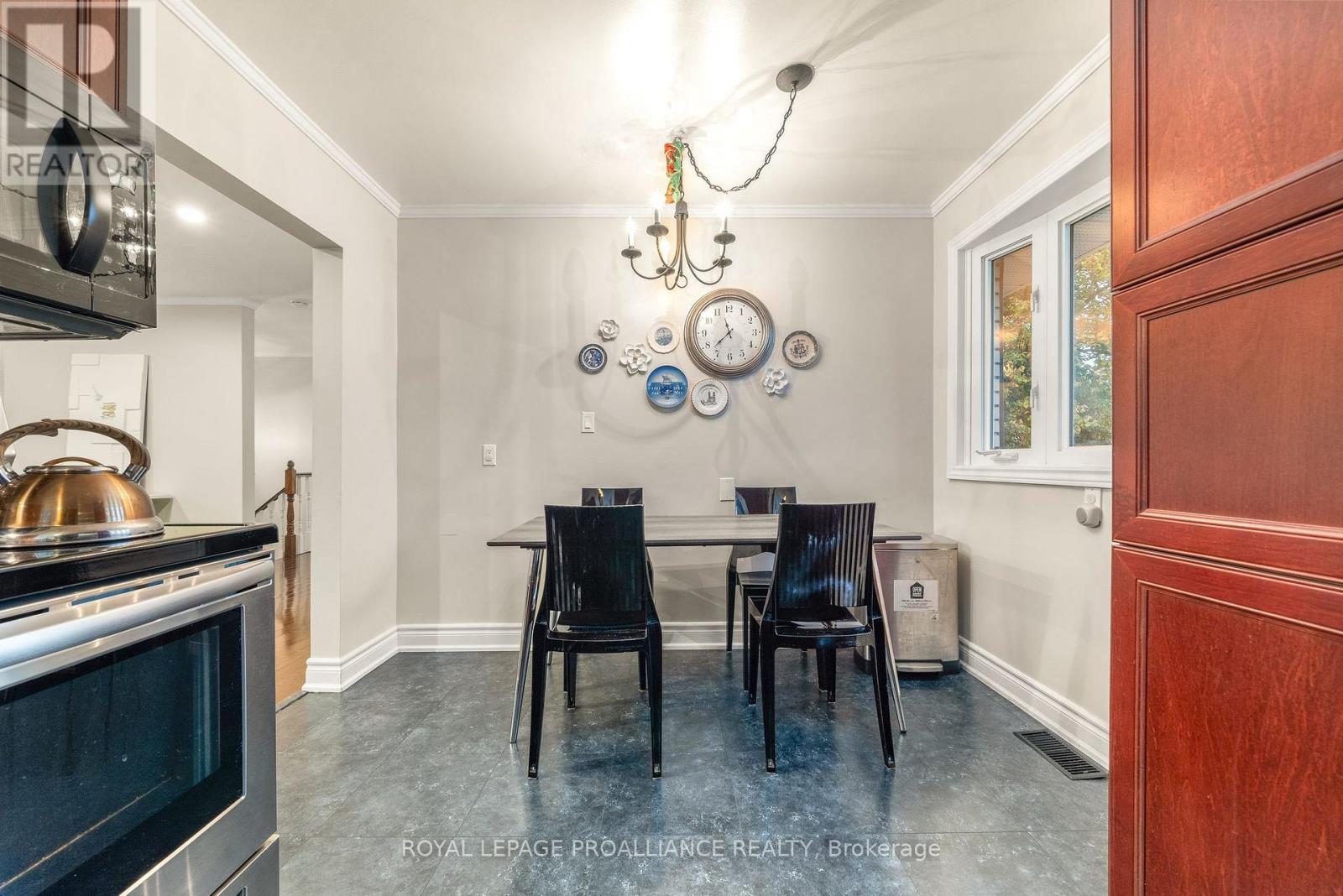 97 Roseland Drive, Quinte West, Ontario  K0K 1L0 - Photo 14 - X12729446