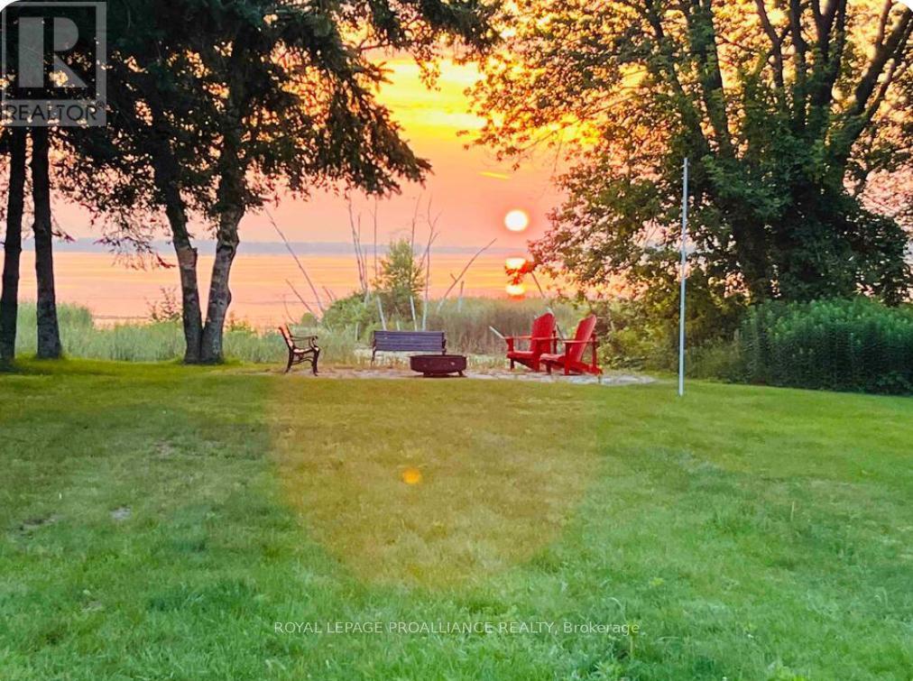 97 Roseland Drive, Quinte West, Ontario  K0K 1L0 - Photo 41 - X12729446