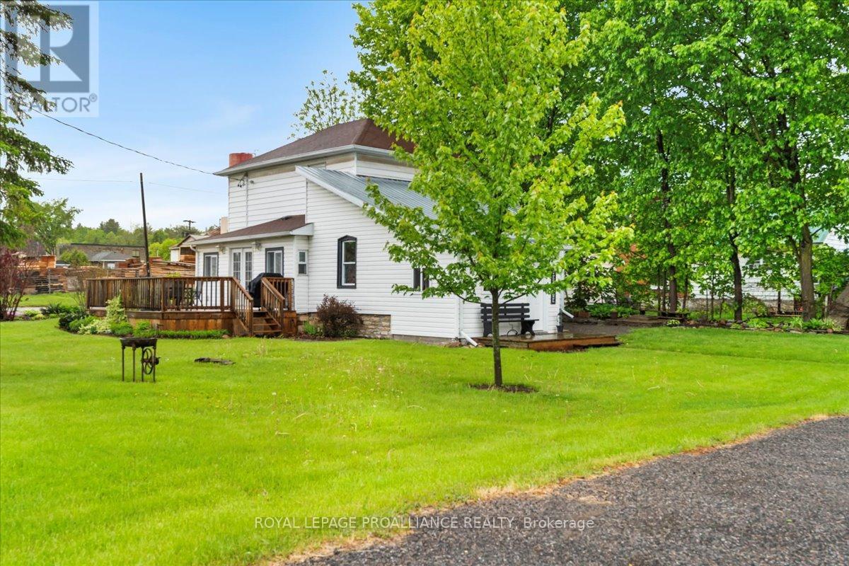 3 Colborne Street, Tweed, Ontario  K0K 3J0 - Photo 3 - X12964042