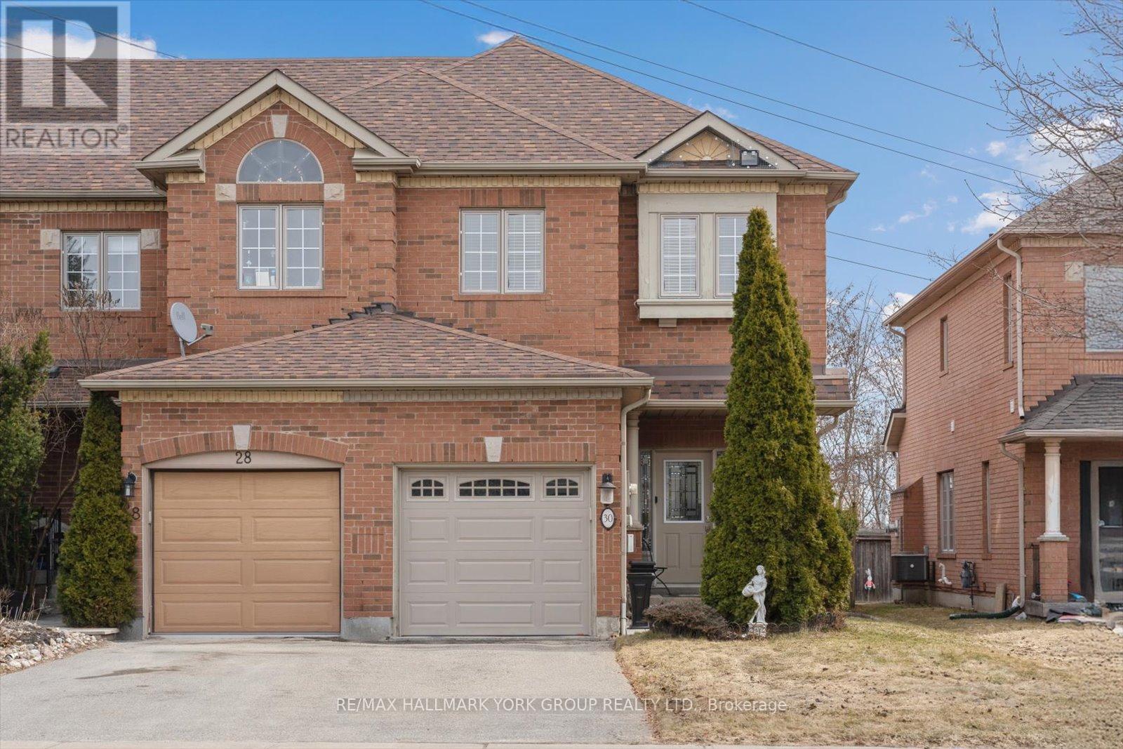 30 JORDANRAY BOULEVARD, Newmarket, Ontario