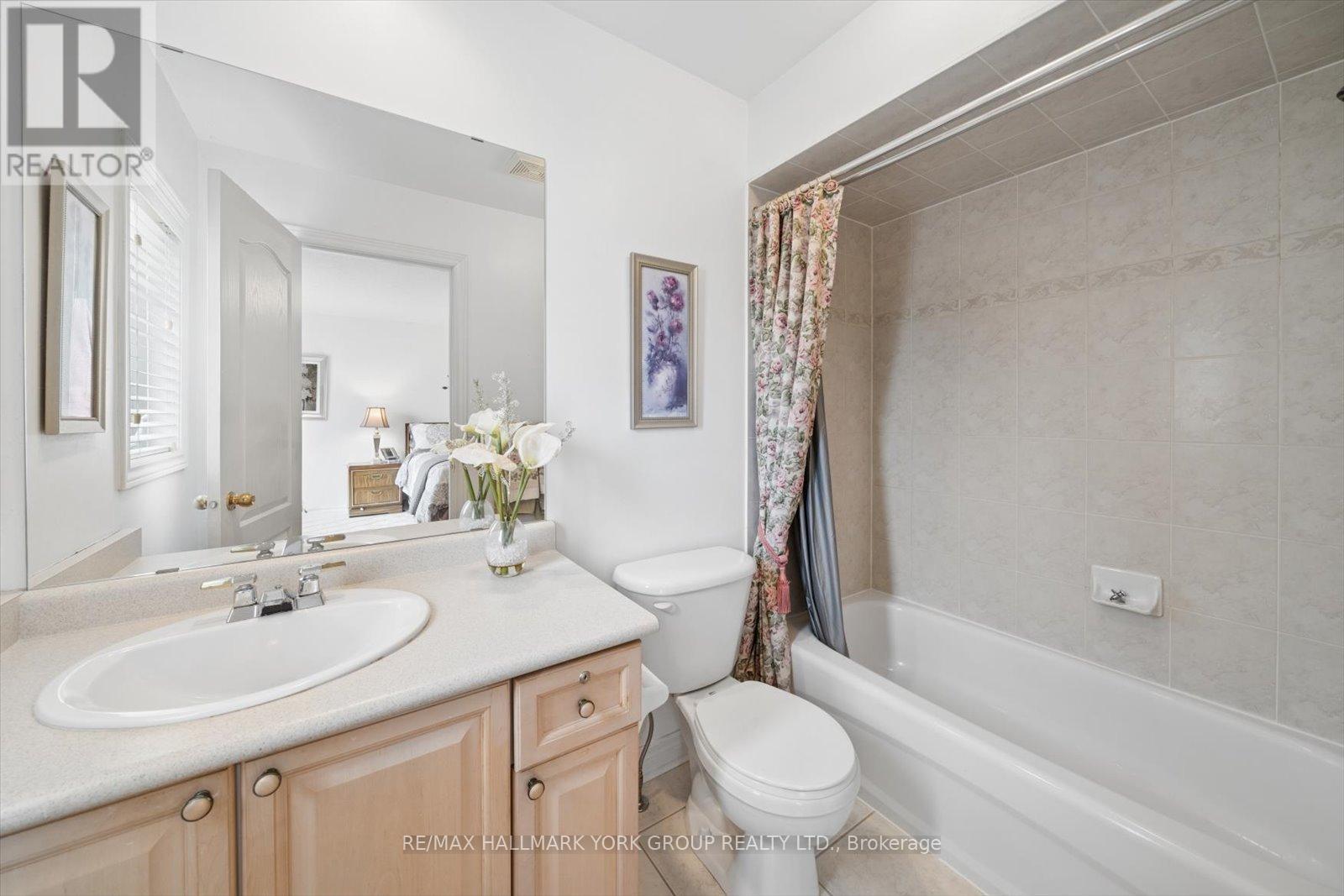 30 Jordanray Boulevard, Newmarket, Ontario  L3X 2P9 - Photo 30 - N12966056