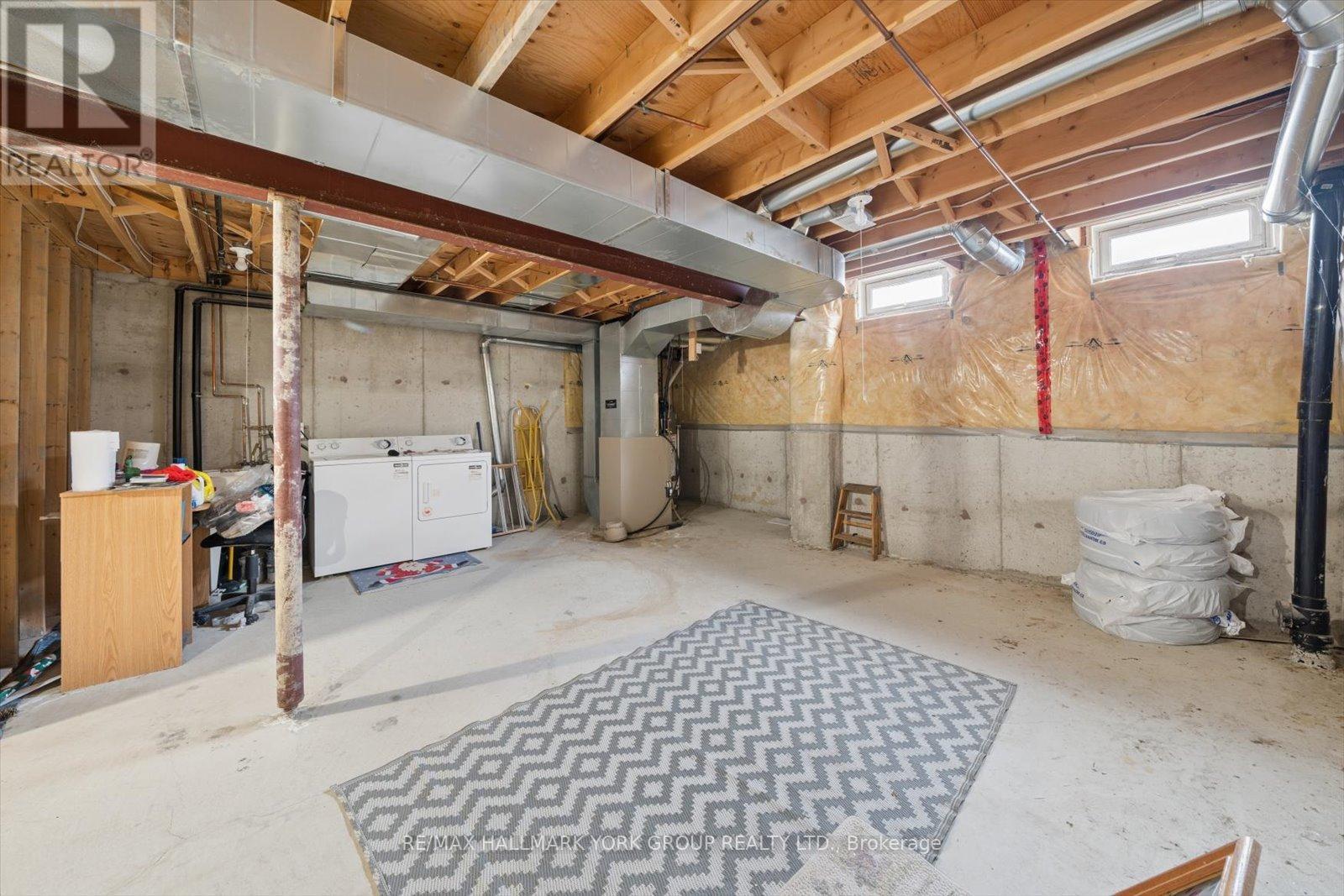 30 Jordanray Boulevard, Newmarket, Ontario  L3X 2P9 - Photo 39 - N12966056