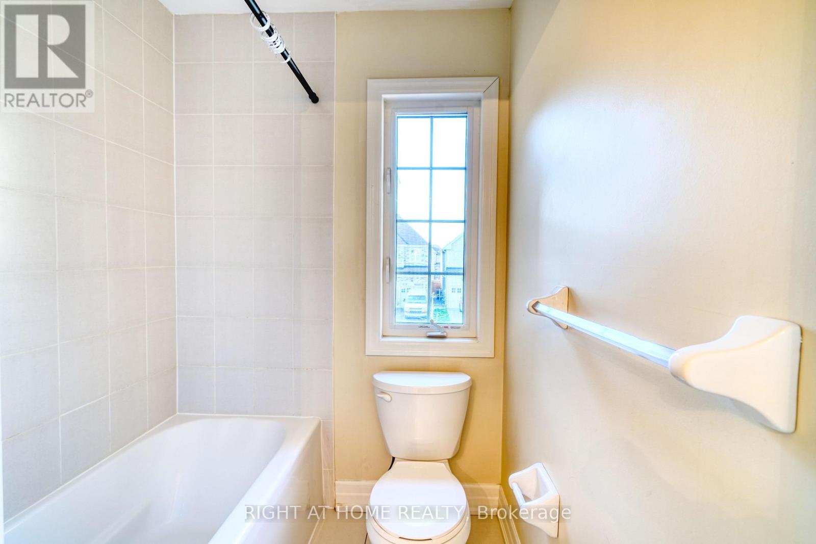 17 Mercury Avenue, Georgina, Ontario  L4P 0H1 - Photo 28 - N12966088