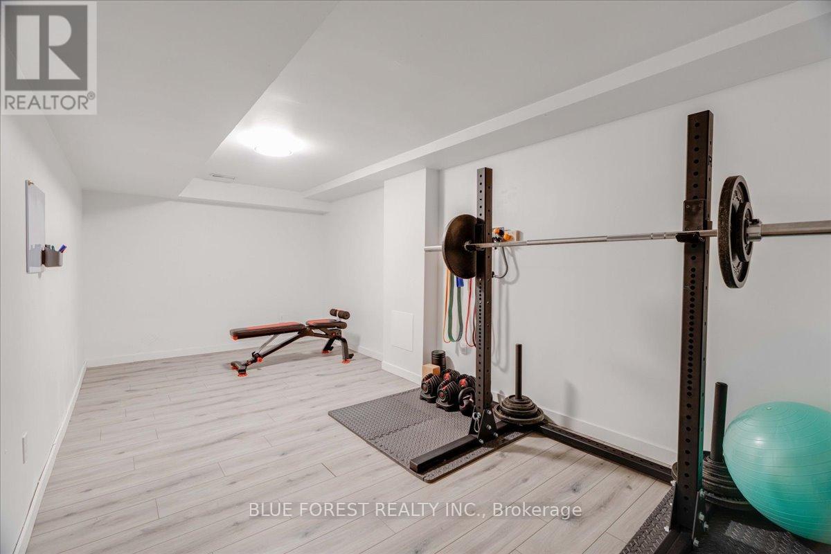 50 - 1460 Limberlost Road, London North, Ontario  N6G 2C6 - Photo 34 - X12895534