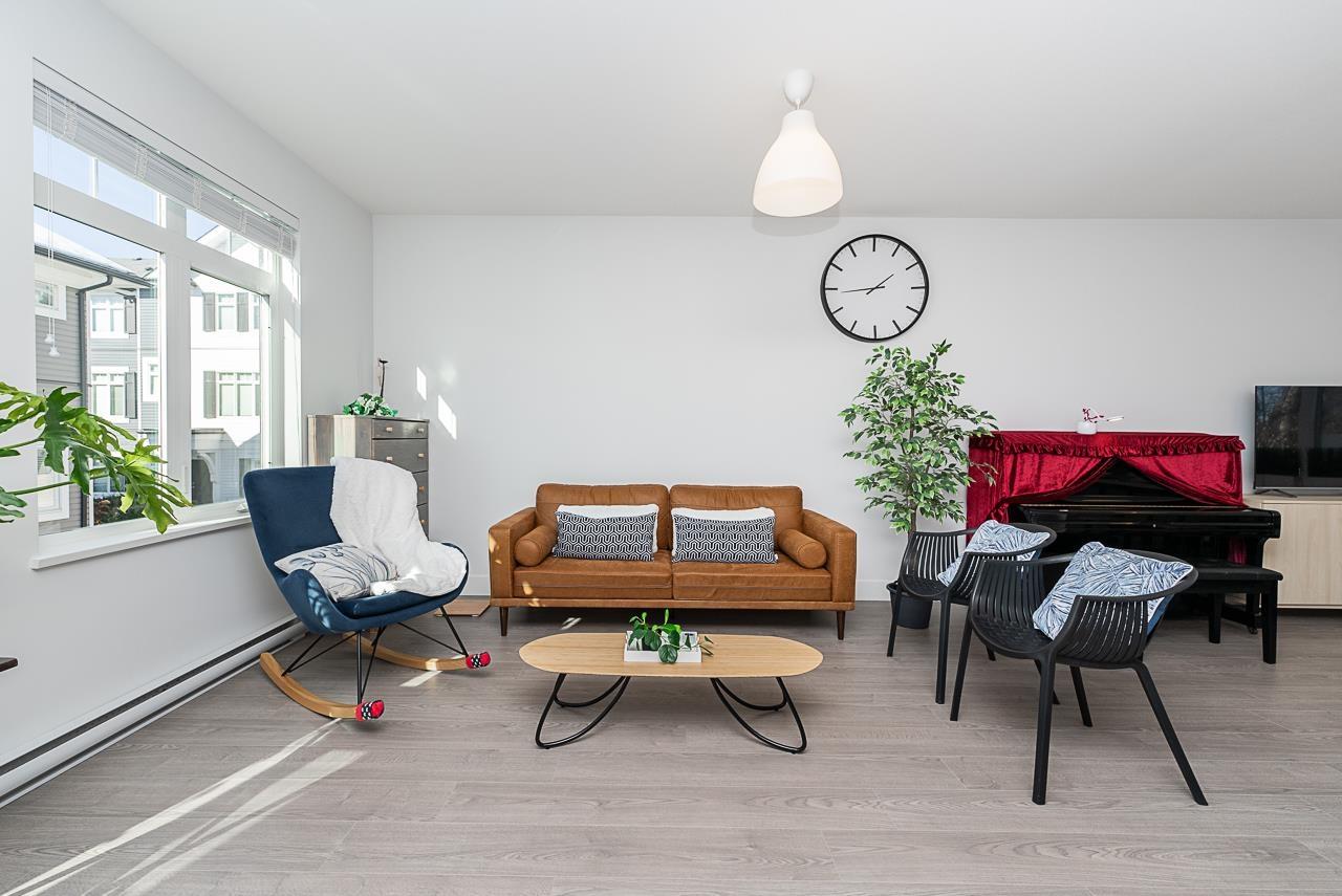 47 2070 Oak Meadows Drive, Surrey, British Columbia  V3Z 1J1 - Photo 6 - R3082543