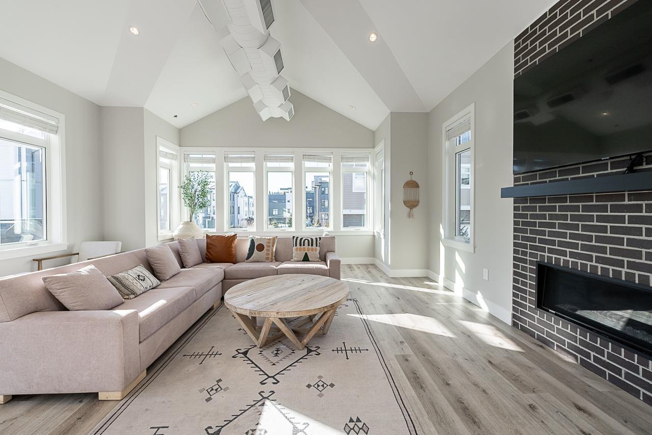 47 2070 Oak Meadows Drive, Surrey, British Columbia  V3Z 1J1 - Photo 21 - R3082543