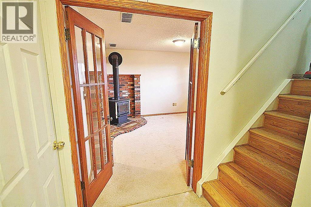 203 Falwood Way NE, Calgary, Alberta  T3J 1A9 - Photo 2 - A2277442