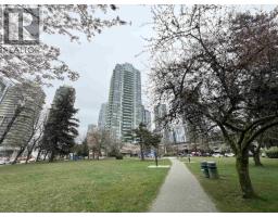 1703 6463 SILVER AVENUE, Burnaby, British Columbia
