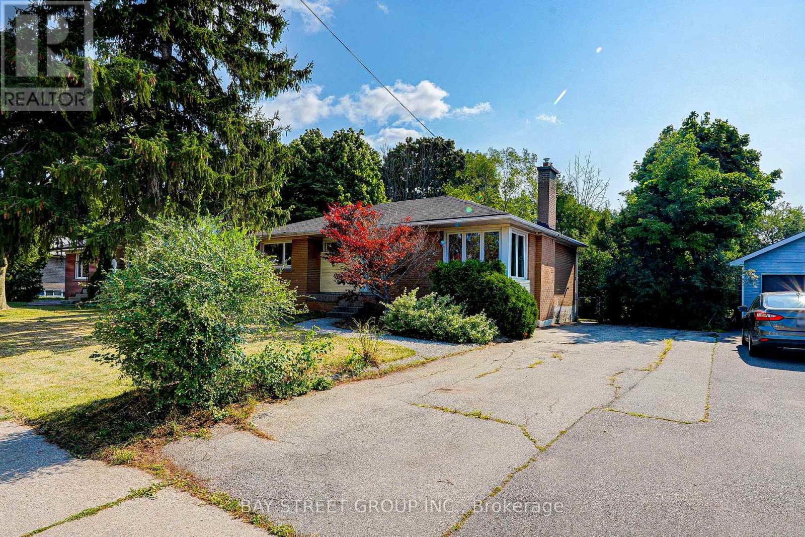 88 MILLER ROAD, Oakville, Ontario