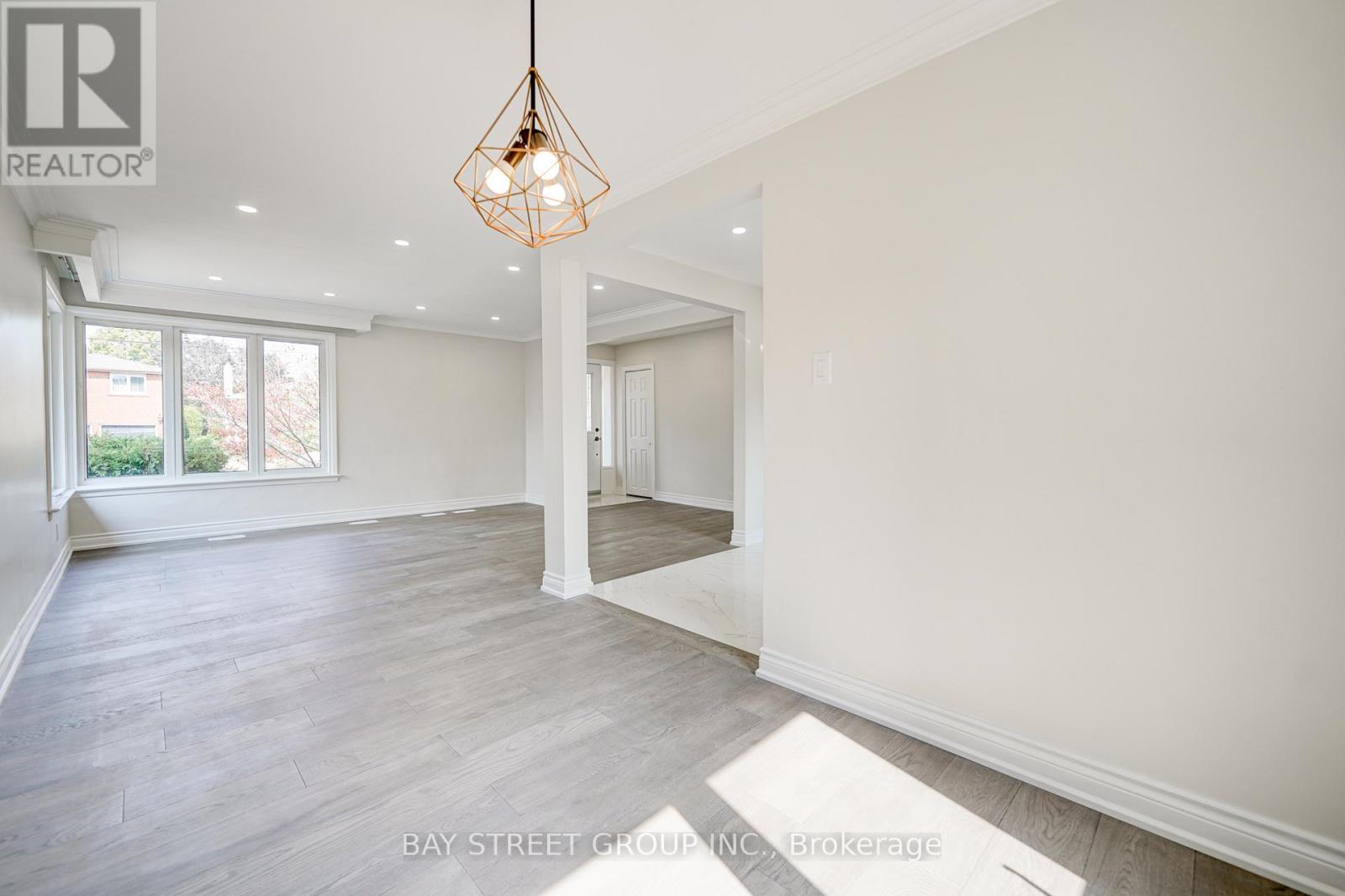 88 Miller Road, Oakville, Ontario  L6H 1J9 - Photo 13 - W12966020