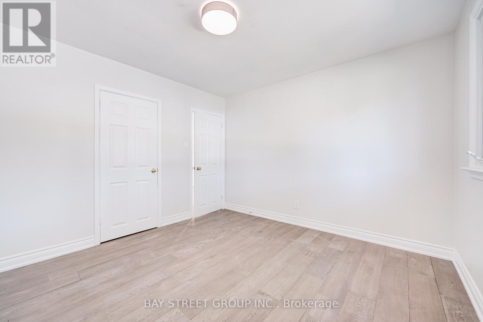 88 Miller Road, Oakville, Ontario  L6H 1J9 - Photo 27 - W12966020