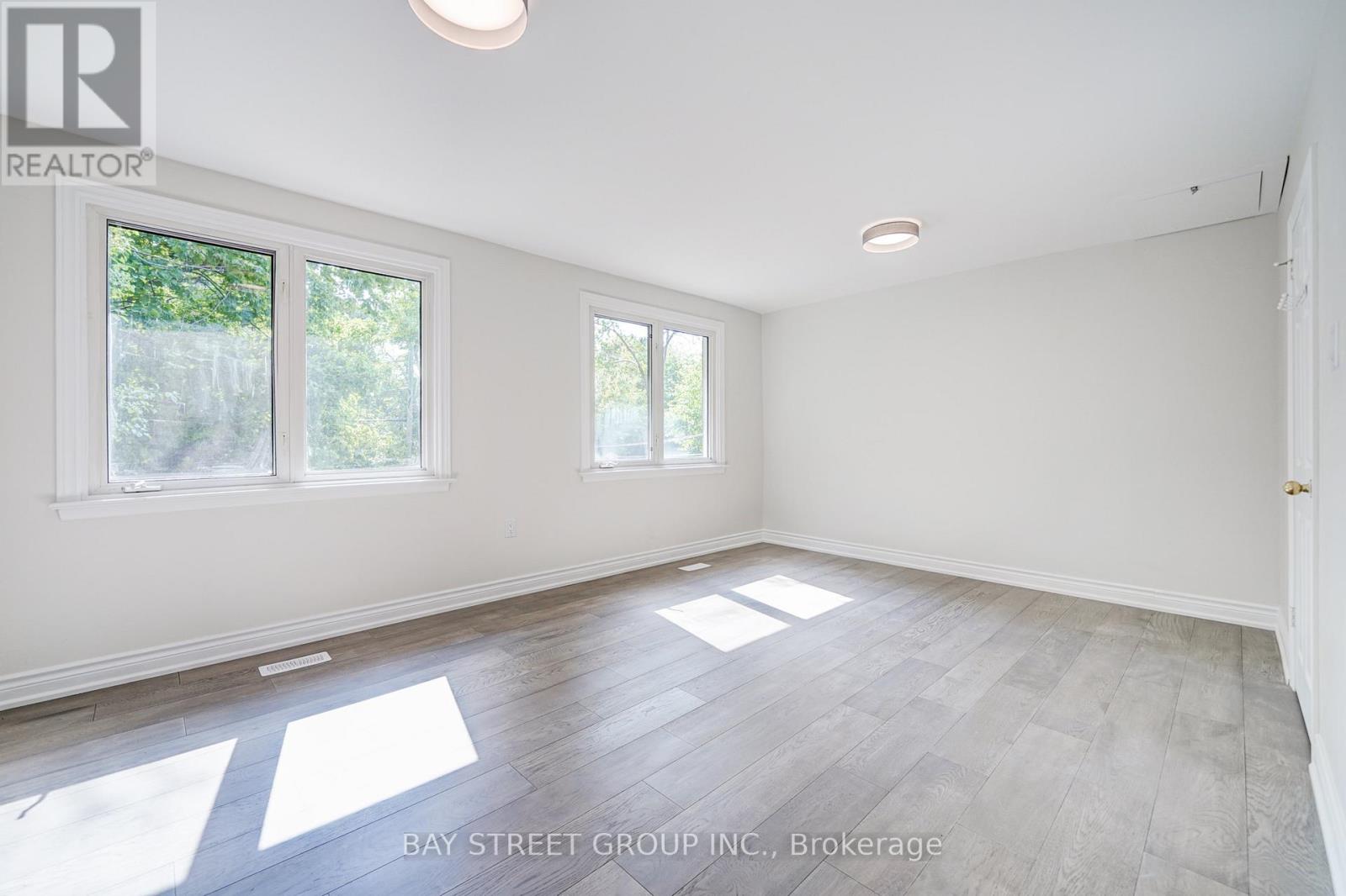 88 Miller Road, Oakville, Ontario  L6H 1J9 - Photo 30 - W12966020