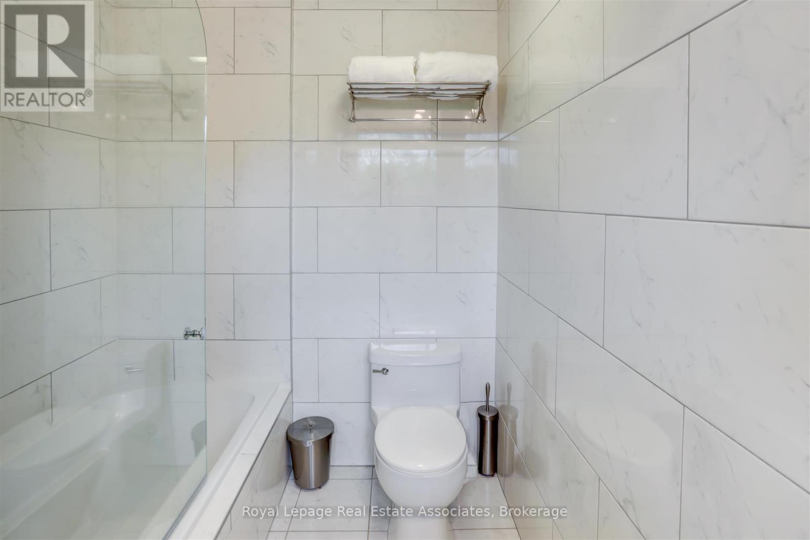 1399 Elaine Trail, Mississauga, Ontario  L5G 3W9 - Photo 18 - W12966028