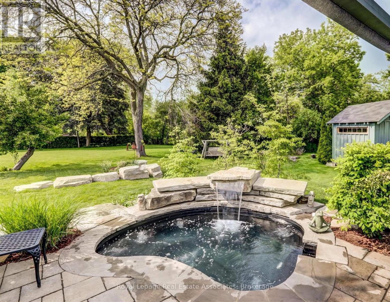 1399 Elaine Trail, Mississauga, Ontario  L5G 3W9 - Photo 36 - W12966028