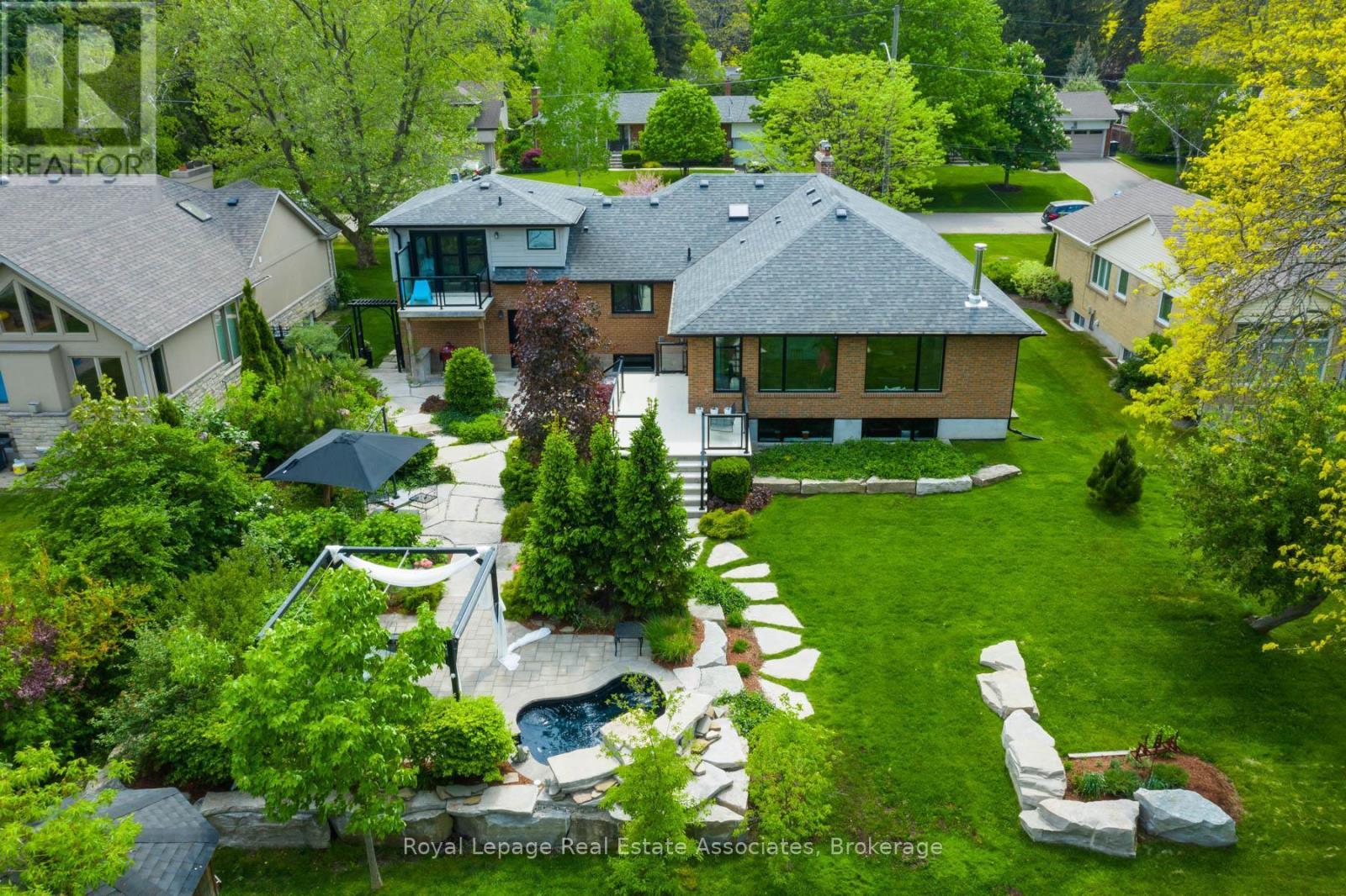 1399 Elaine Trail, Mississauga, Ontario  L5G 3W9 - Photo 44 - W12966028