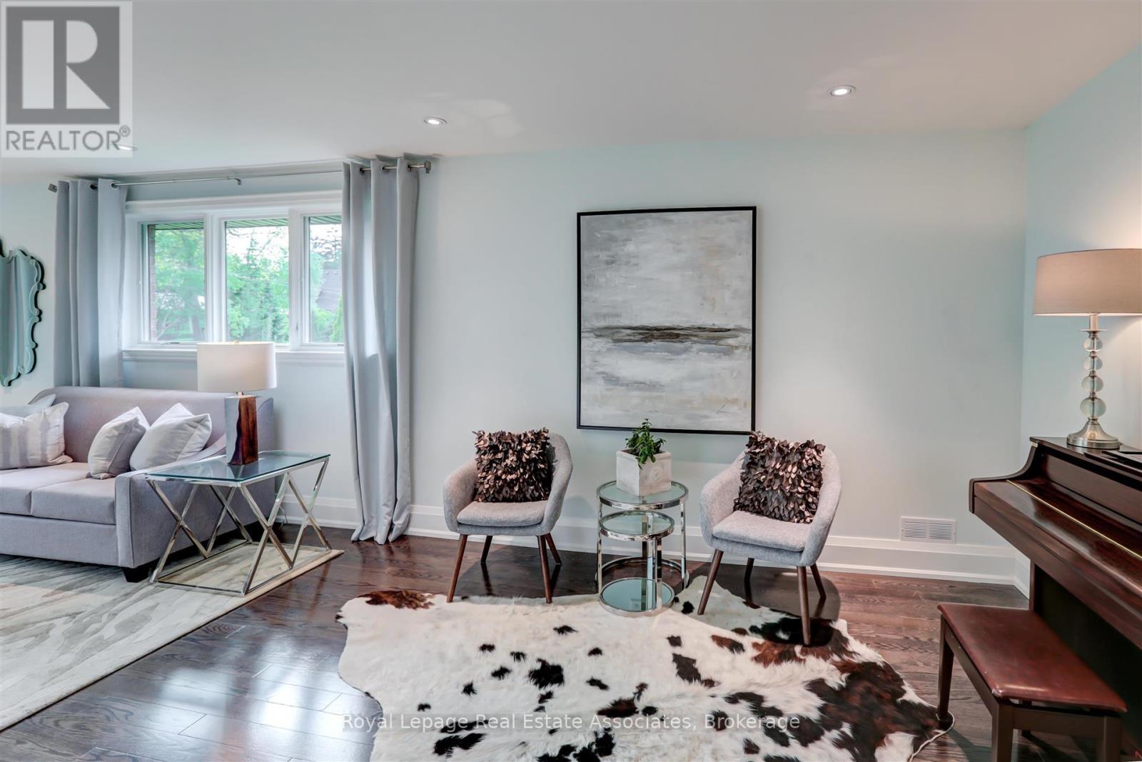 1399 Elaine Trail, Mississauga, Ontario  L5G 3W9 - Photo 6 - W12966028