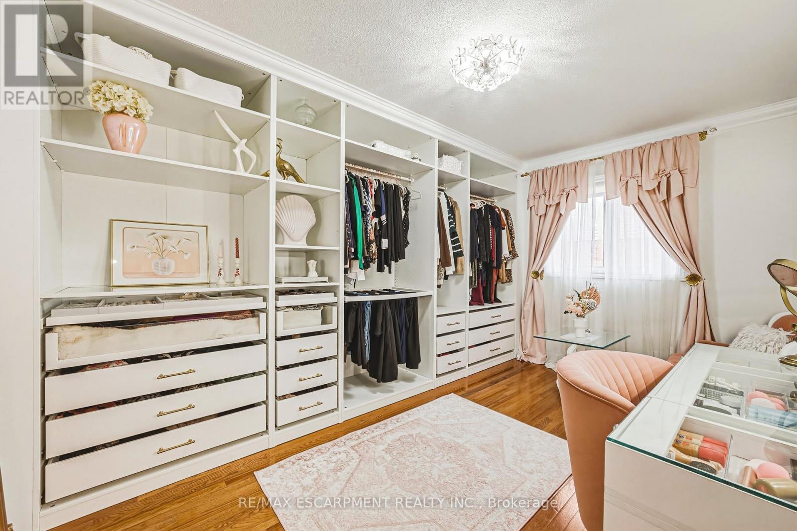 980 Glen View Avenue, Burlington, Ontario  L7T 3Y6 - Photo 23 - W12966074