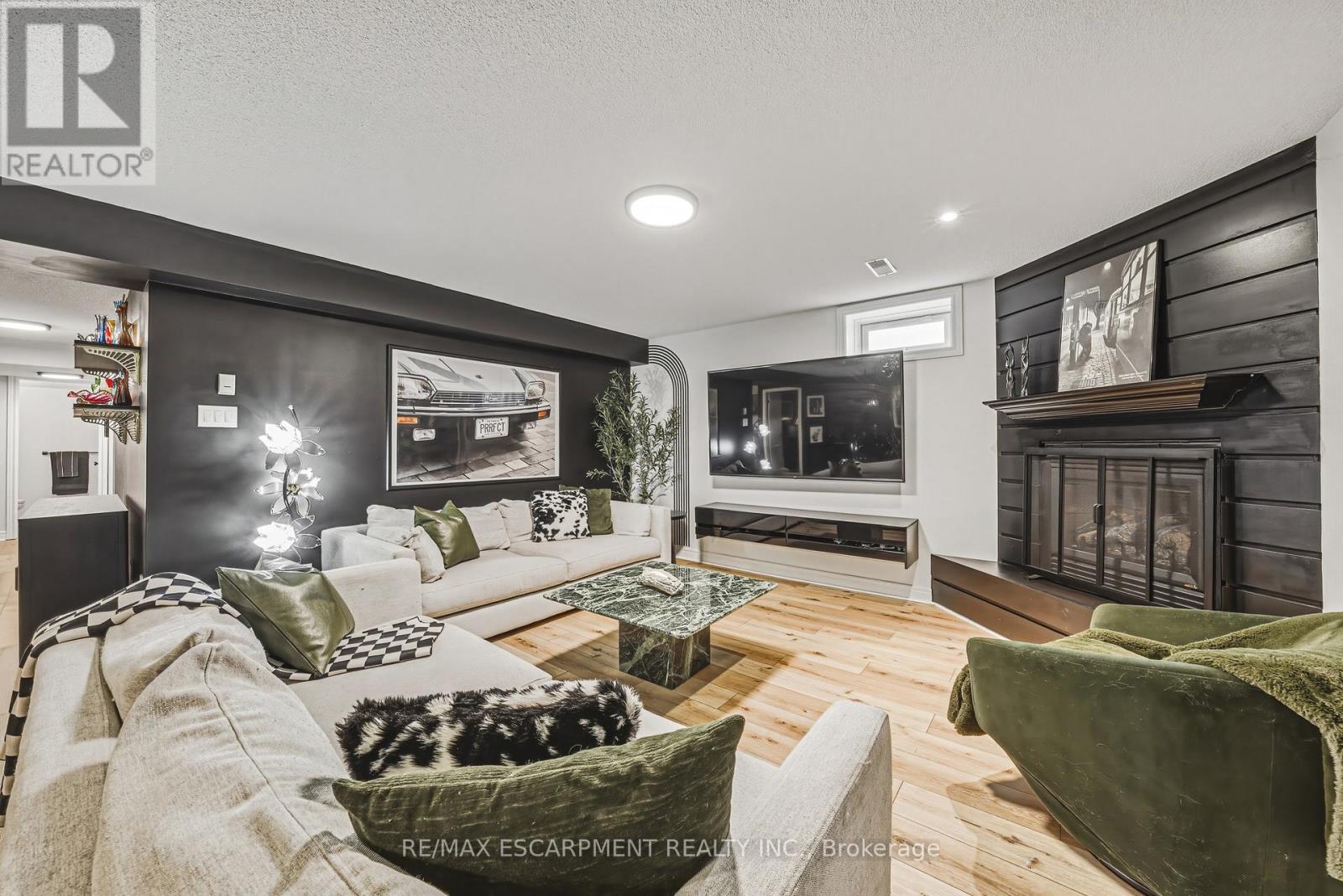 980 Glen View Avenue, Burlington, Ontario  L7T 3Y6 - Photo 30 - W12966074