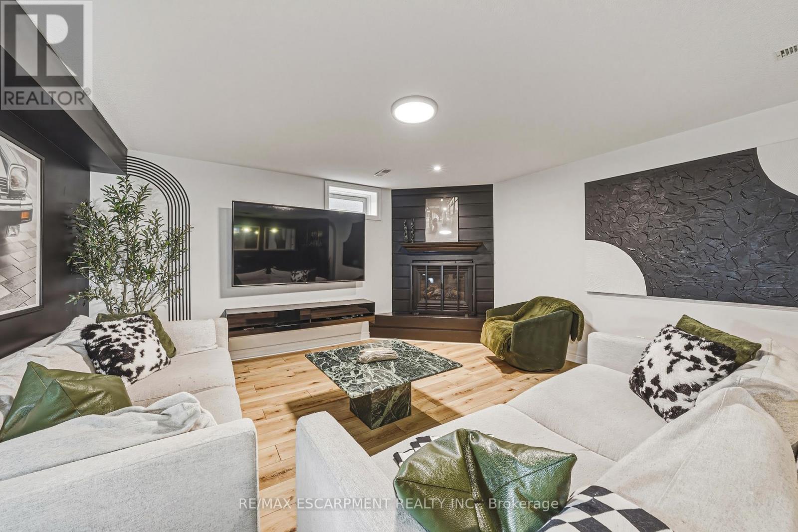 980 Glen View Avenue, Burlington, Ontario  L7T 3Y6 - Photo 31 - W12966074