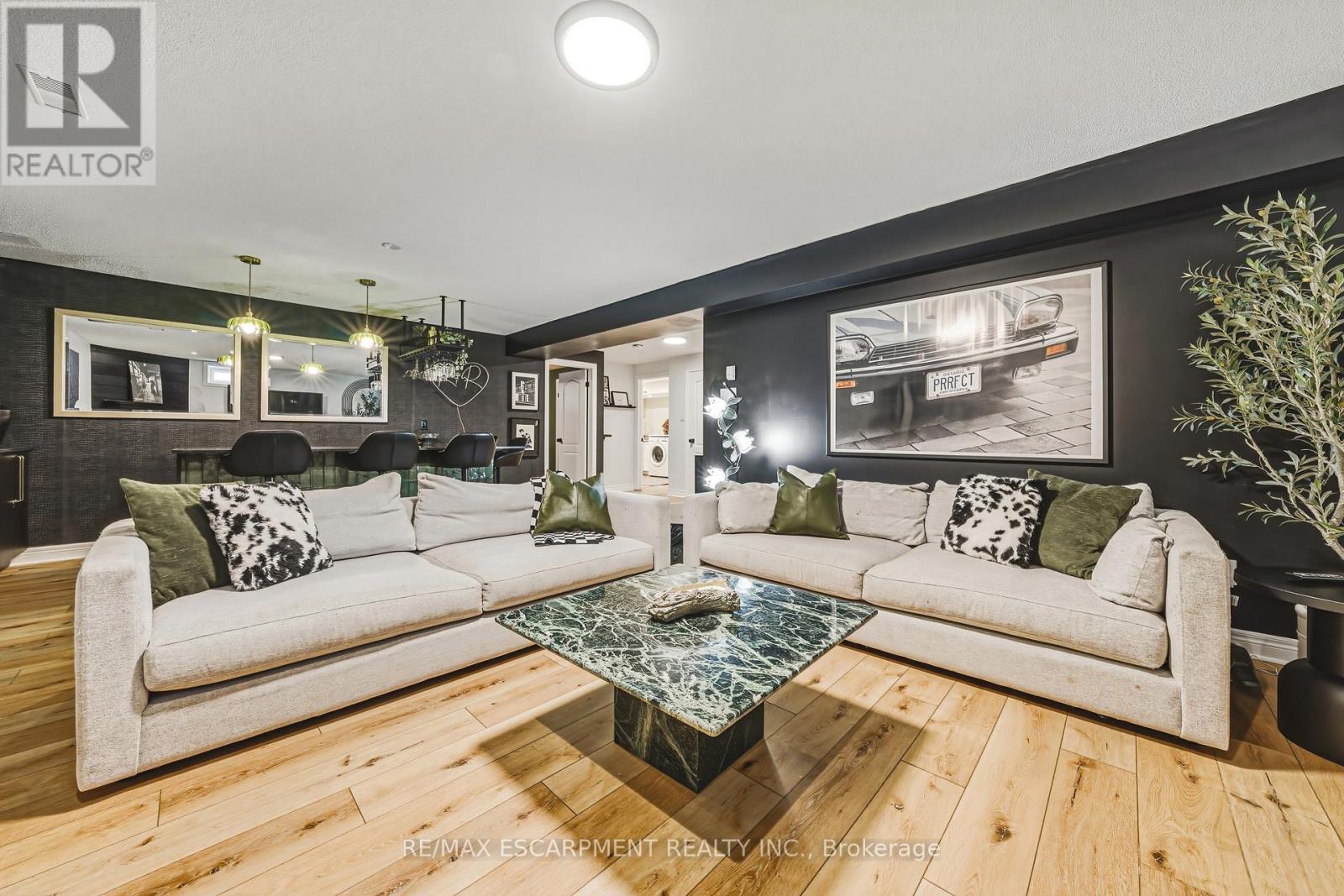 980 Glen View Avenue, Burlington, Ontario  L7T 3Y6 - Photo 32 - W12966074