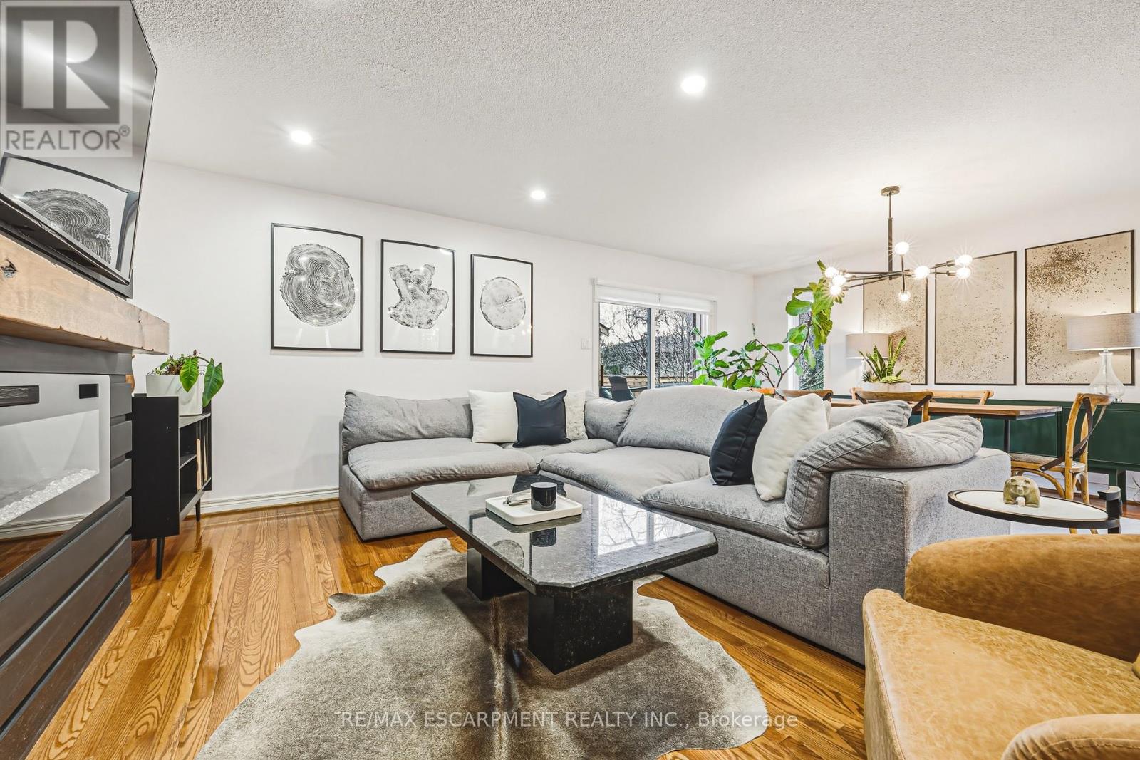 980 Glen View Avenue, Burlington, Ontario  L7T 3Y6 - Photo 7 - W12966074