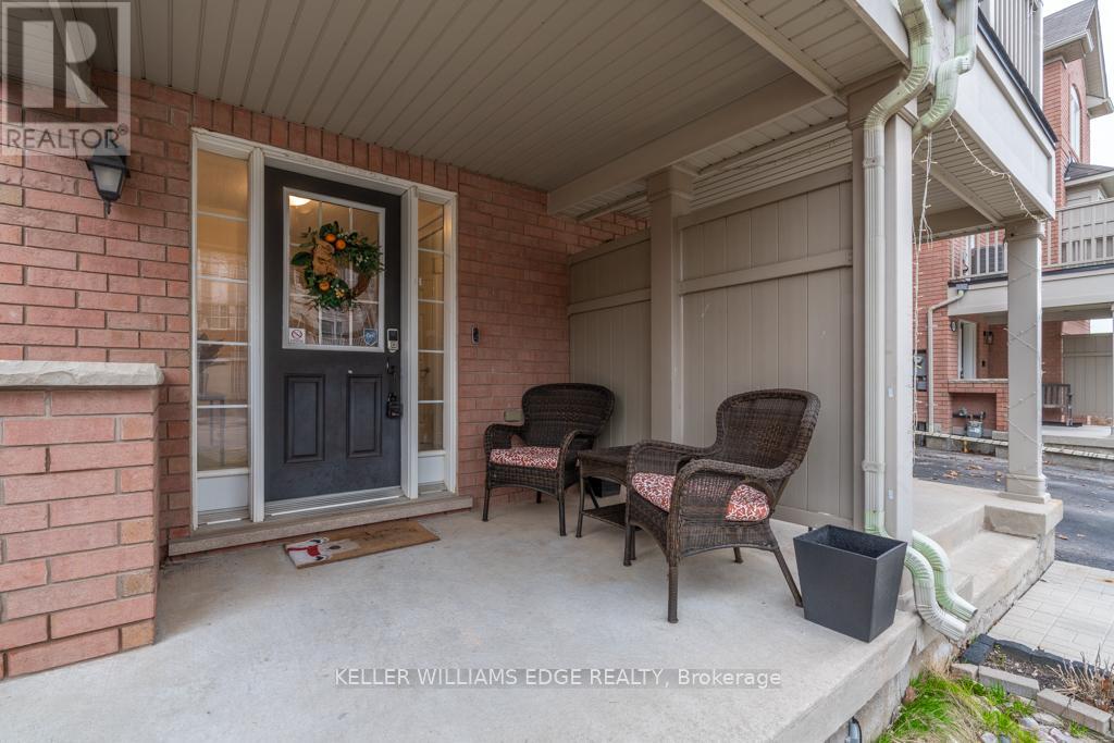 649 Frank Place, Milton, Ontario  L9T 0P8 - Photo 2 - W12966130